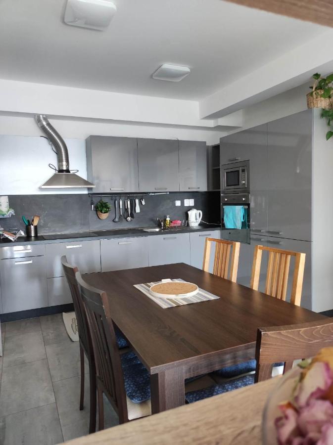 Mezadler Apartment โกชิเซ ภายนอก รูปภาพ
